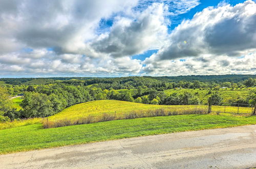 Foto 22 - Welcoming Kentucky Home w/ Sprawling Views