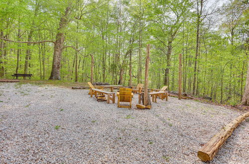 Photo 14 - Cozy Indiana Cabin Rental w/ Private Porch & Grill