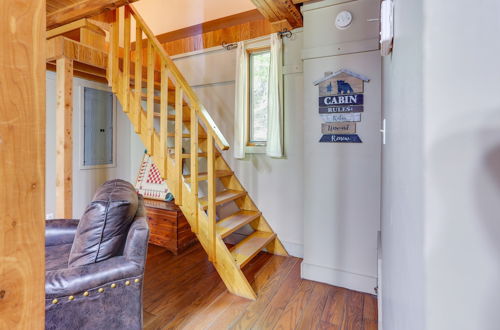 Photo 40 - Cozy Indiana Cabin Rental w/ Private Porch & Grill