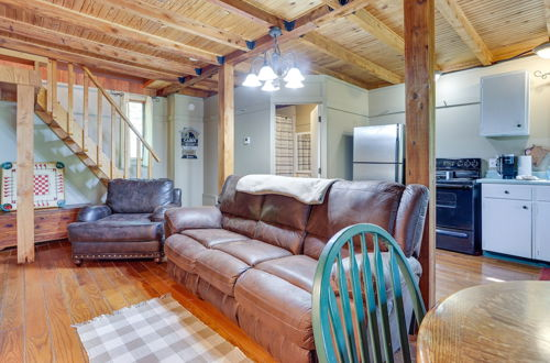 Photo 22 - Cozy Indiana Cabin Rental w/ Private Porch & Grill