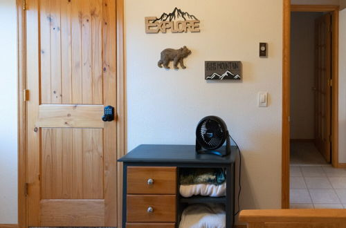 Foto 27 - Lazy Bear Lodge on 5 Acres w/ Mountain Views