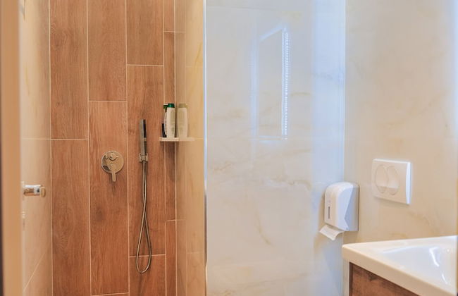 Foris Rooms - Photo 18