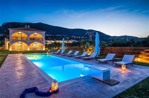 Photo 23 - Luxury Villa Stagio With Private Swimming Pool