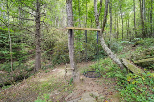 Foto 32 - Greystone - Creekside Cabin: Hike, Fish & Explore