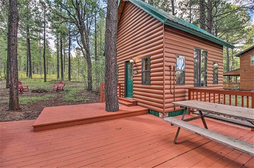 Foto 23 - Woodsy Pinetop Cabin + Deck & Separate Casita