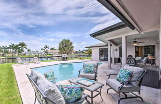 Foto 1 - Canalfront Cape Coral Home w/ Private Dock