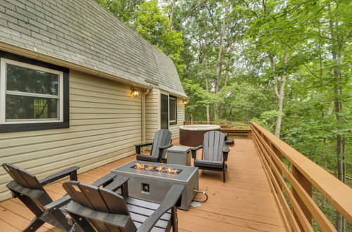 Photo 31 - Fully Renovated Broadway Cabin w/ Private Hot Tub