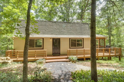 Photo 30 - Fully Renovated Broadway Cabin w/ Private Hot Tub
