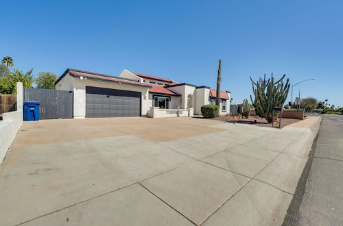 Photo 13 - Chandler Home w/ Putting Green, Pool & Game Room