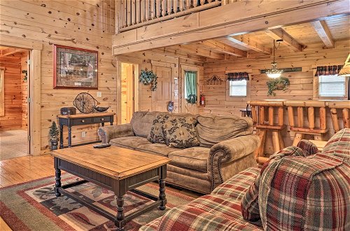 Photo 4 - Pigeon Forge Cabin w/ Games, 1 Mi to Parkway