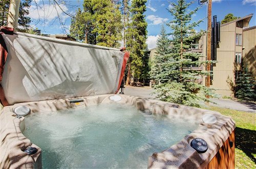 Foto 13 - Breckenridge Abode w/ Private Hot Tub + Deck