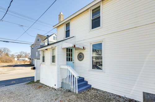 Photo 17 - Milford Vacation Rental: Steps to the Beach