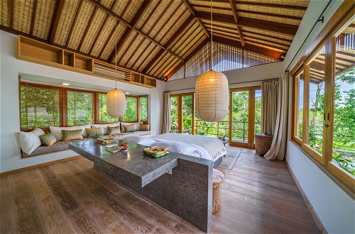 Foto 15 - Villa Kauh - Luxury Tropical 5BR Villa