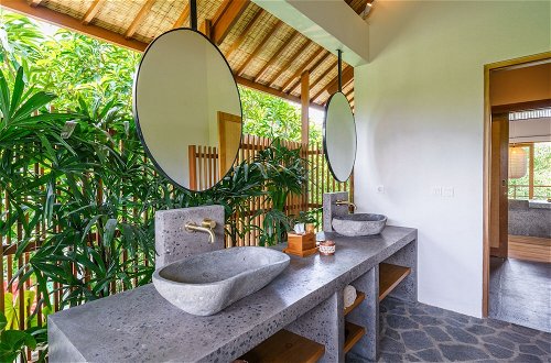 Photo 51 - Villa Kauh - Luxury Tropical 5BR Villa