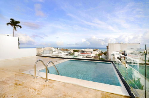 Photo 7 - 3BR Penthouse Private Pool Rooftop Sleeps 8