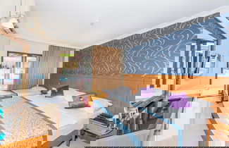 Foto 3 - Tropic Beach Club Side