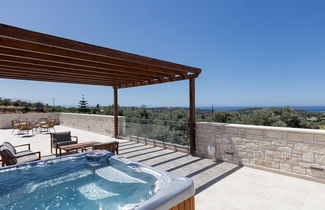 Foto 1 - Mandana Villa - With Private Pool Jacuzzi