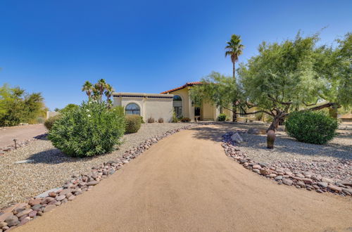 Photo 37 - Scottsdale Home Rental w/ Heated Saltwater Pool