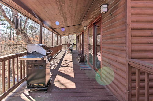 Photo 29 - Cabin w/ Decks & Fire Pit Near Lost River