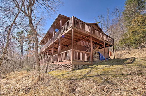 Photo 14 - Cabin w/ Decks & Fire Pit Near Lost River