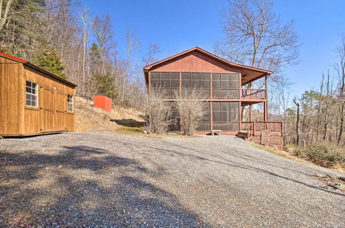 Photo 24 - Cabin w/ Decks & Fire Pit Near Lost River