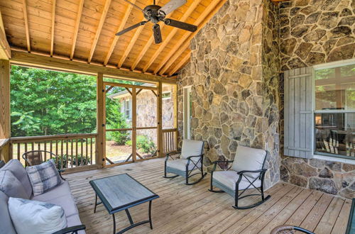 Photo 26 - Center Hill Lake House: Porch & Lake Views