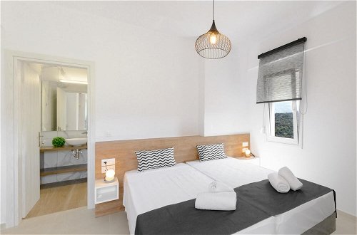 Foto 46 - Luxury Villa Oasis 11 Bedrooms Private Heated Po