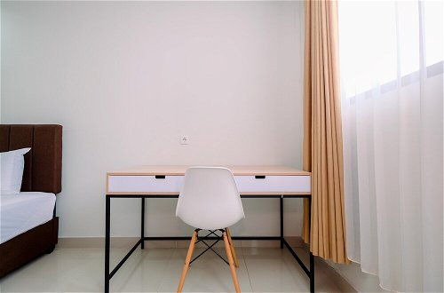 Photo 11 - Cozy And Simply Look Studio Room Evenciio Margonda Apartment