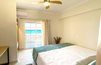 Foto 2 - Beachfront 2-bed Luxury Apartment - Agios Gordios, Corfu, Greece