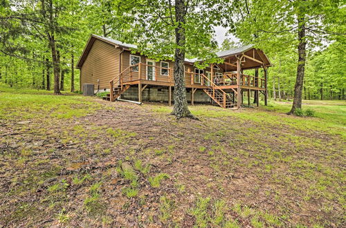 Photo 38 - Spacious & Elegant Mountain View Cabin w/ Deck