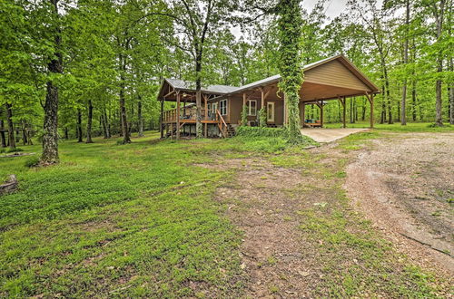 Foto 20 - Spacious & Elegant Mountain View Cabin w/ Deck