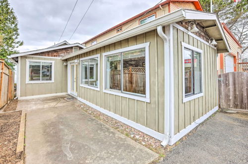 Foto 7 - Hilltop Hideout w/ Sweeping Birch Bay Views