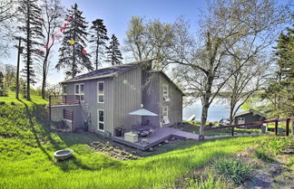 Photo 1 - Hilltop Green Lake Home: Dock, Kayaks, Views