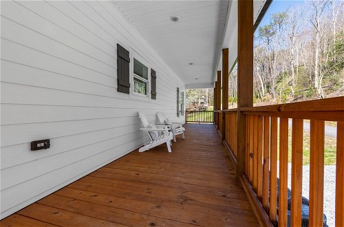 Photo 27 - Charming Murphy House With Deck & River Views