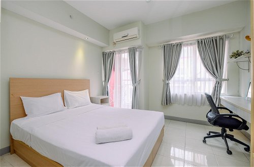 Photo 3 - Cozy And Simply Look Studio Room Taman Melati Margonda Apartment