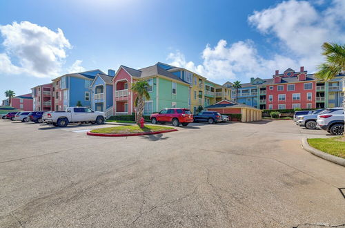 Photo 23 - Lavish Galveston Resort Escape: Walk to the Beach