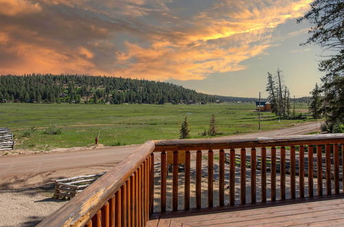 Photo 10 - Deluxe Cabin w/ Game Room, Natl Parks Nearby