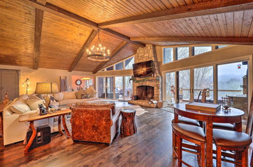 Photo 26 - Luxury Mountain Hideaway w/ Hot Tub, 2 Mi to Ski