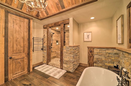 Photo 14 - Luxury Mountain Hideaway w/ Hot Tub, 2 Mi to Ski