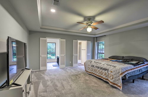 Photo 17 - Spacious Waco Home ~ 9 Mi to Magnolia Market