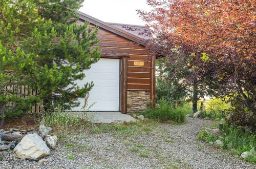 Foto 16 - Cozy Island Park Cabin, 20 Mi to Yellowstone