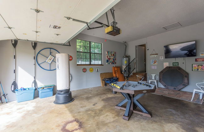 Lake Views, Boat Dock, Patio, Game Room, Fire Pit! - Photo 18