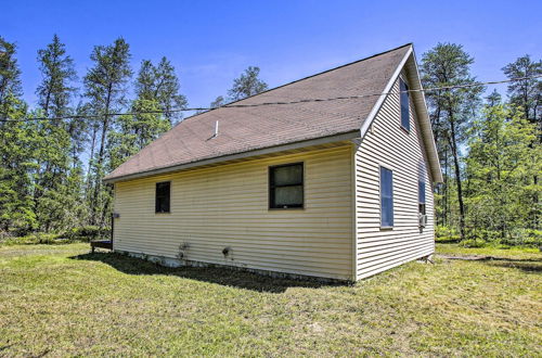 Foto 20 - Secluded Irons Cabin w/ 5-acre Yard, Deck, Grill