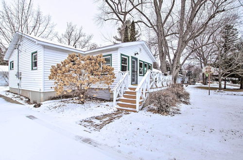 Foto 30 - Green Lake Vacation Home w/ Screened Porch