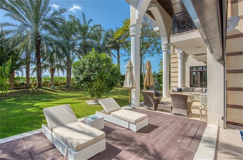 Photo 4 - Majestic Resort Villa w Private Pool on The Palm
