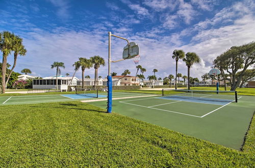 Photo 20 - Cozy Jensen Beach Home: Pool Access, Walk to Beach