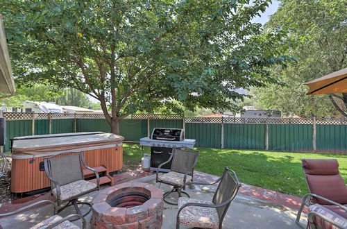 Photo 1 - 'red Rock Rambler' Moab Home w/ Hot Tub & Views