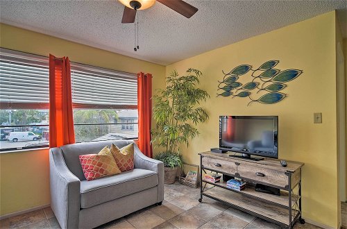 Photo 17 - Updated Condo Near Beach: Ideal Walkable Location