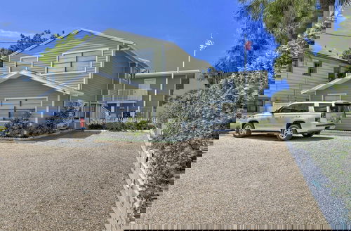Photo 3 - Updated Condo Near Beach: Ideal Walkable Location