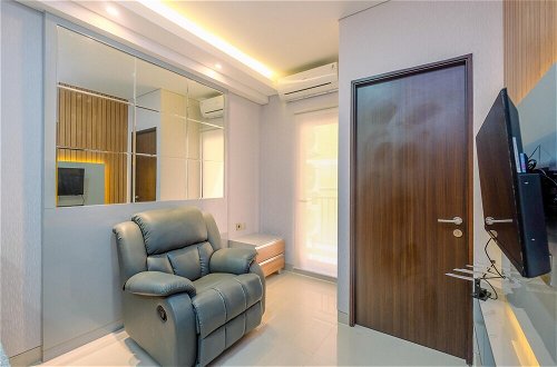 Photo 9 - Fully Furnished With Cozy Design 2Br Apartment Transpark Cibubur